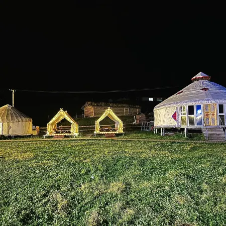 Qiongkushitai Yunshang Shiguang Homestay