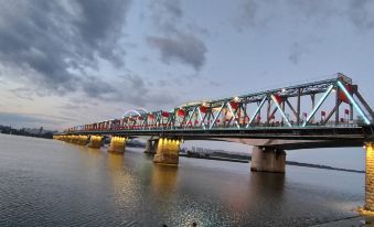 Jiangpan Homestay (Songhua River Central Avenue)