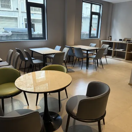 Landu Hotel