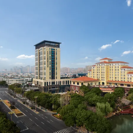 Crowne Plaza Xinghua