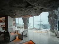 Yunhujing Cliff Resort Hotel