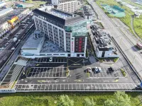 Wanrun Grand Hotel (Zhaosu County Tianma International Tourism Culture Plaza Branch) - موقف سيارات