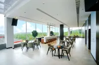 Weihai Rongcheng Jinyue Seaview Garden Hotel - 5-Star