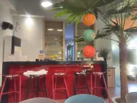 Story of the Rose Homestay (World Peace Park Branch) - Quầy Bar