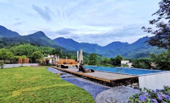 Fengyin Sanqiu Hostel