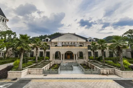 Jiarui SSAW Boutique Hotel Отели в г. Юньхэ