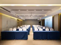 Atour S Hotel Jinan Baotu Spring Hotels near Five Dragon Pool