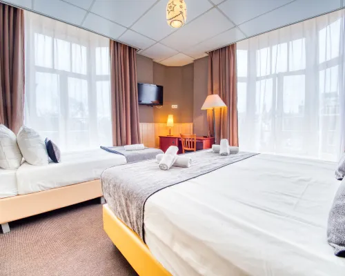 Di-Ann City Centre Hotel Hoteles cerca de Mercado Noordermarkt