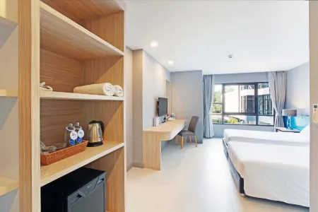 Xen Hotel Nakhon Pathom Отели рядом с достопримечательностью «Computer Center Silapakorn University»