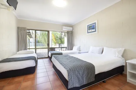 Kondari Hotel