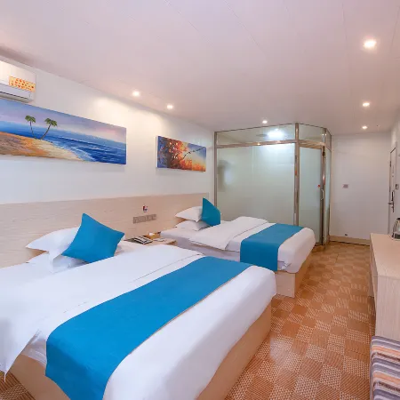 Kaina Convenient Hotel (Yulin International Chinese Medicine Port Store)