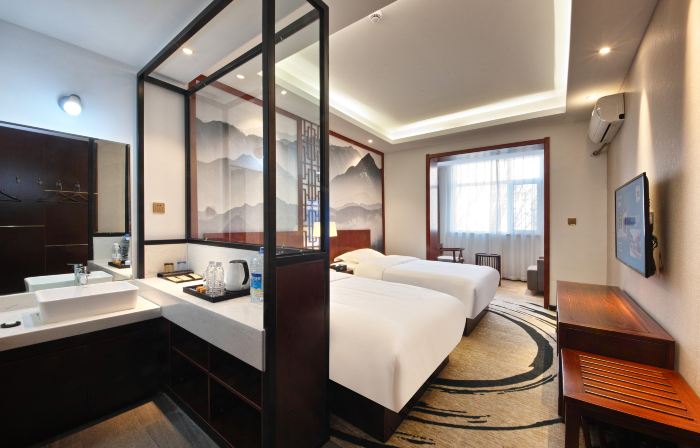 Aichenshi Hotel (Baoding Tianxia Baobai Shopping Plaza)