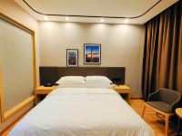 丽景酒店(湘潭建设南路店) - 轻享优选大床房