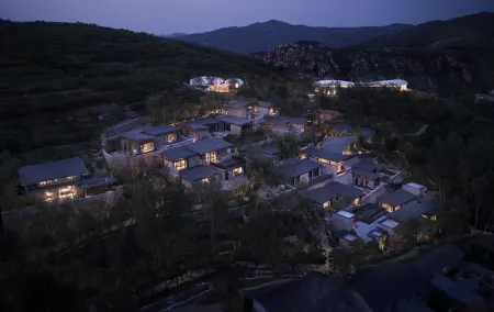 Cloud Homestay in Hometown Отели рядом с достопримечательностью «Colored Stone Creek»