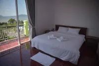 Reachbut Sessor Hotel