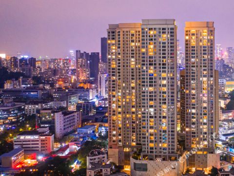 Shenzhen Dongmen Pedestrian Street RANZ Lanzi Hotel