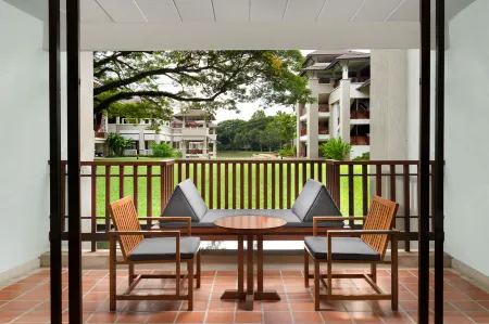 Le Meridien Chiang Rai Resort, Thailand Отели рядом с Аэропорт Маэфахлуанг