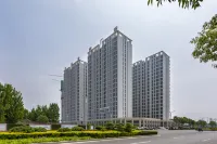 Huayi Hotel (Xinxiang East High-speed Railway Station)