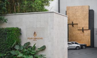 Four Seasons Hotel Bangkok at Chao Phraya River