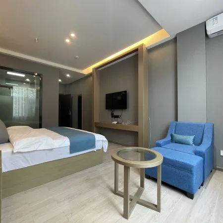 zhongxia Bussiness Hotel