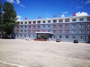 Longcheng Villa Hotel