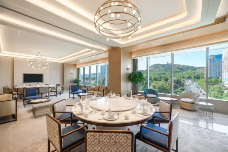 Qingdao Haitian Financial Center Hotel Отели рядом с достопримечательностью «Ocean University of China Laoshan Campus»