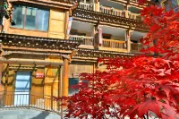香格里拉第5顆隕石紫微ホテル（獨克宗古城店） - 4つ星