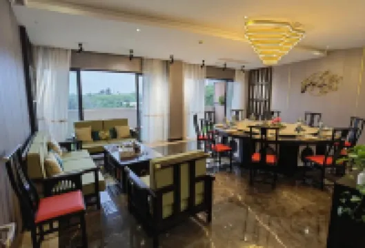 陶花園汽車精品酒店（佛山中國陶瓷城石灣地鐵站店）