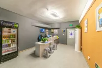 Quark E-sports Hotel
