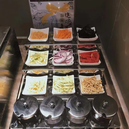 Homeinn Hotel (Haiyang People's Hospital Xinyuan Plaza Store)