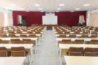 Starway Hotel (Branch of Changzhi Medical College)