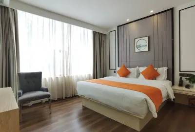 Jinfeng Hotel (Zhuhai Lovers Middle Road Opera House Branch) Hotels near Xiangzhou Port