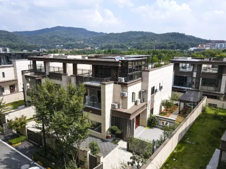 Ningxiang Yashu Villa Отели рядом с достопримечательностью «Huitang Huatian City Hot Spring Resort»