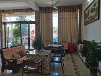 Bright Inn - Parkplatz