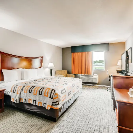 Orangewood Inn and Suites Midtown