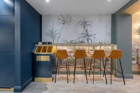 Kensington Rooms - Philbeach Gardens