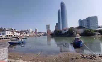 5. Xiamen S..