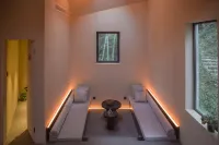 Flowing cloud - bar