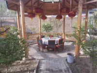 Lintan Hongjia Summer Resort Hotel a Lintan