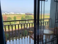 Longshan Qindu Jiayuan Hotel