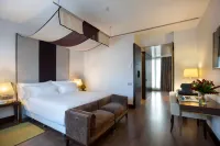 NH Collection Santiago de Compostela Hotels near San Clemente Residence Hall