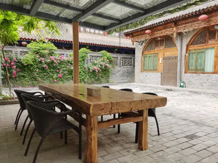 Weinan Taohuayuan Yishanyao Home stay Отели рядом с достопримечательностью «Jianghe Relic Site»