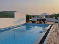 Shangchun Hot Spring Resort Hotel - สระว่ายน้ำบนดาดฟ้า