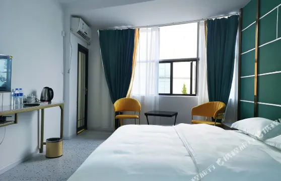 保山金潤酒店（三館廣場店）