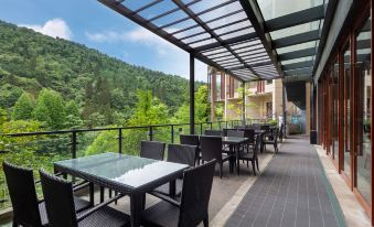Hongya Chanyi springs hotel(Qiliping Linggongli)