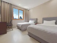 Wusheng Hongqi Hotel (Yuanwu Avenue)