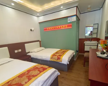 Bianba Feifan Hotel Hotels in Banbar