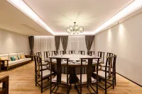 Floral Hotel·Luyixiang Village hotel (Jiujiang Lushan Beihai Resort Area) Hotels in Jiujiang