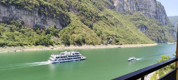gongtanguzhen zhen shui ge  lnn Hotels in Youyang County
