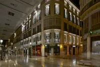 Vincci Larios Diez Hotels near Faro del Parque Huelín